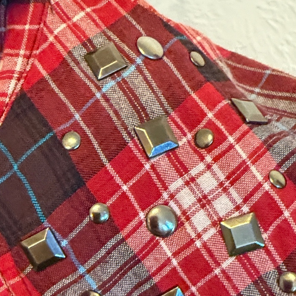 ☎️☎️☎️bogoho ☎️☎️☎️Forever 21 Red and Black Plaid Button-Down Shirt - Picture 6 of 12